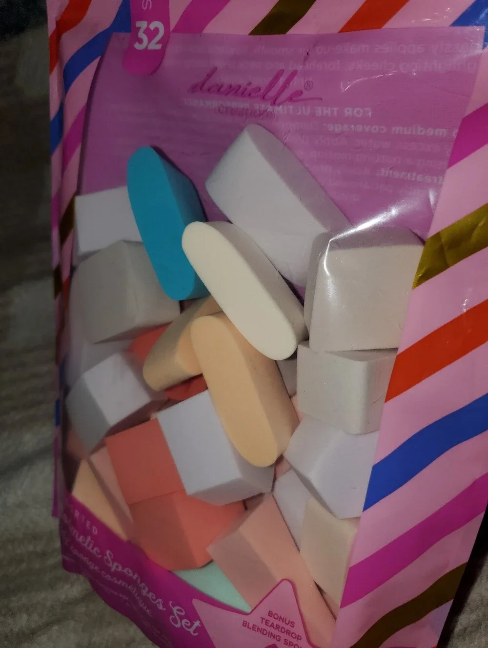 5 for $25 | NIB Danielle Creations 32 Assorted Cosmetic Sponges Set